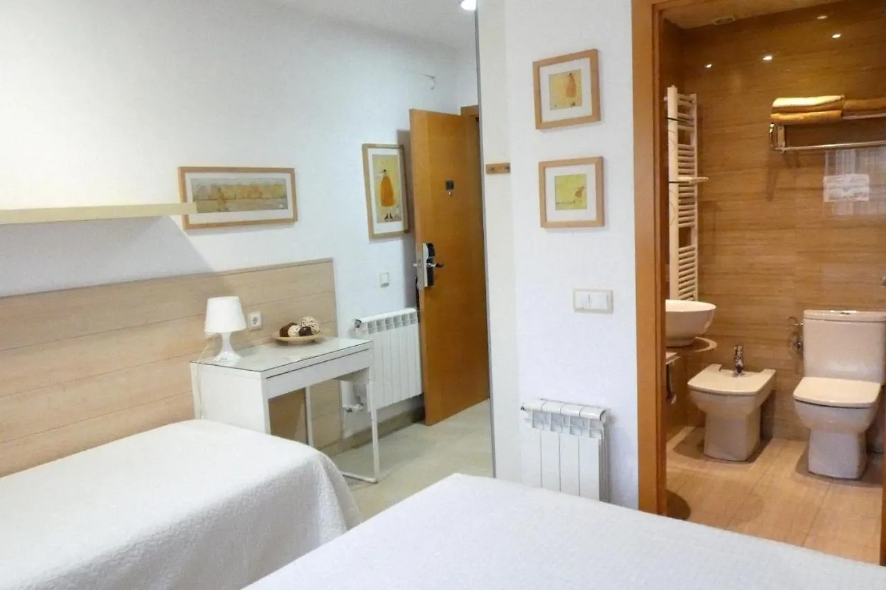 Hostal House Barselona Konukevi